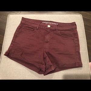 American Eagle maroon shorts